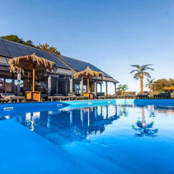 Royal Palm Mielno, hotel in Mielno