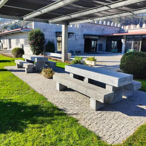 Quinta de Basto House, hotel in Felgueiras