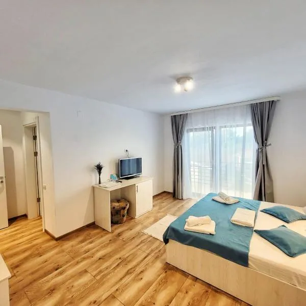 Casa Cochilia - Camera Privata in Localitatea Tuzla, hotelli kohteessa Tuzla