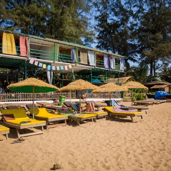 Kranti Yoga Tradition - Beach Resort, ξενοδοχείο σε Patnem