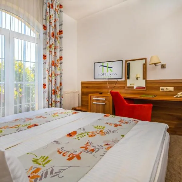 Hotel Kiss, מלון בטטה