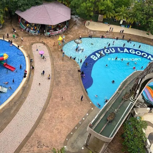 Kampong Gapam에 위치한 호텔 Taman Air Lagoon Resort at A921, unlimited waterpark access, Melaka