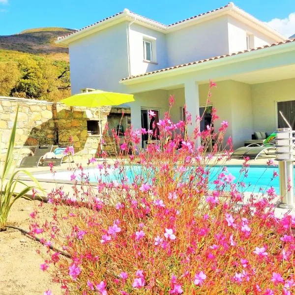 Arinella Villas, ξενοδοχείο σε Farinole