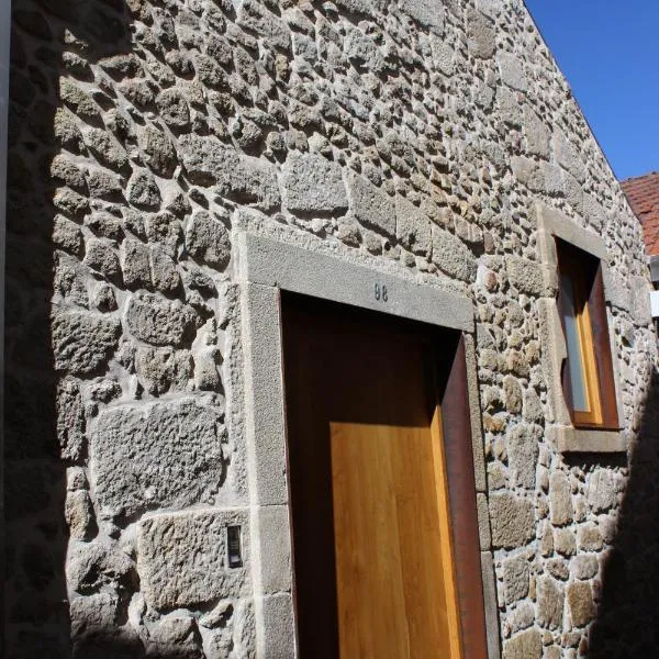 Groove-Wood Loft, hotel in Vila Nova de Gaia