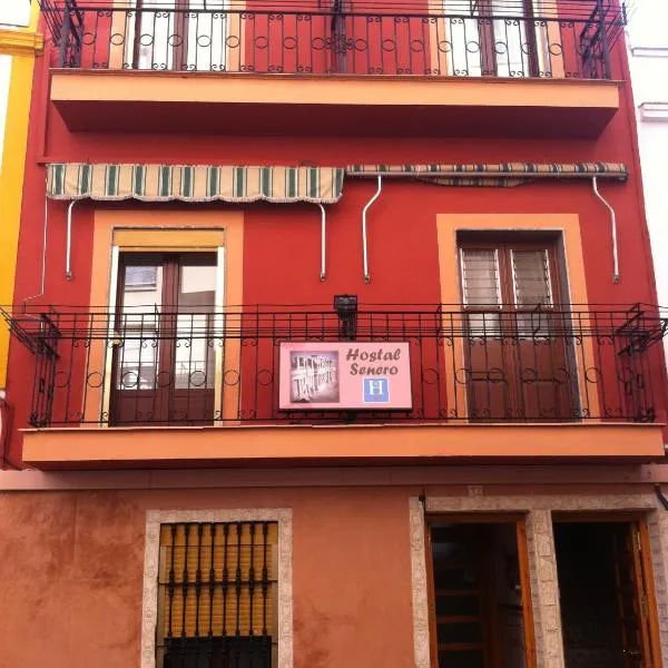 Hostal Senero, hotel v destinaci Merida