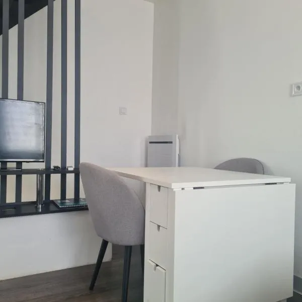 Duplex Tressange, Hotel in Tressange