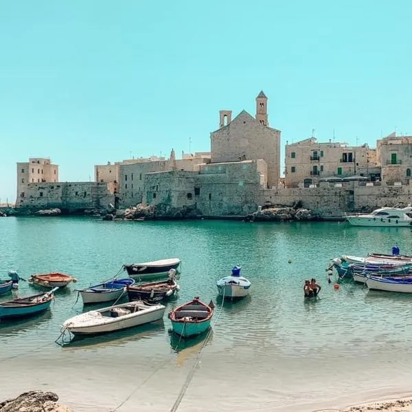 Giovinazzo Suite Pavone Griffi, hotel in Giovinazzo