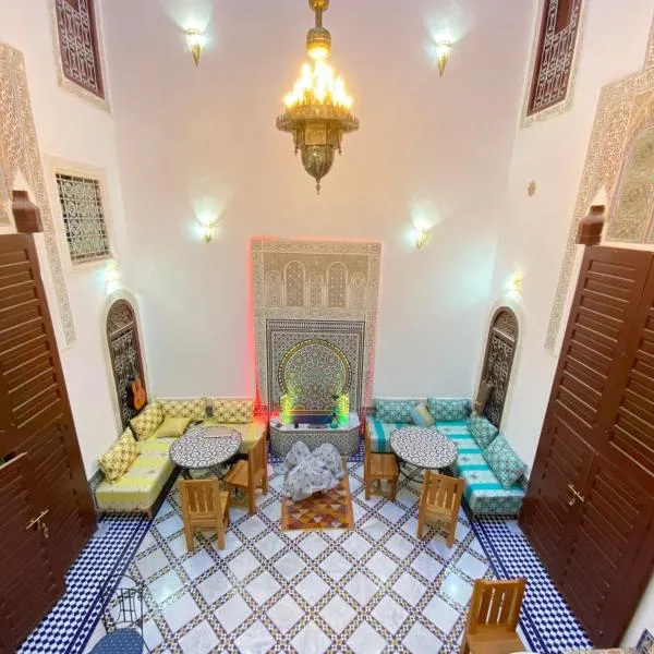 Riad Fes Colors & SPA - Family Lodging, hótel í Fès