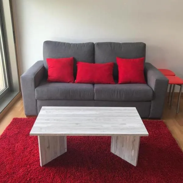 APARTAMENTO PLAYA A XUNQUEIRA, a 15 min Vigo, Hotel in Moaña