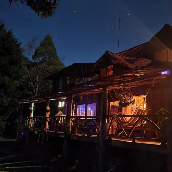 Reserva y Estancia Robles Mimosos Lodge, hotel v destinaci Cartago