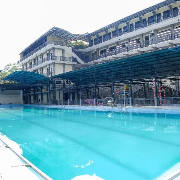 Capital O 887 Green Hill Hotel And Convention Center, hotell sihtkohas Jember