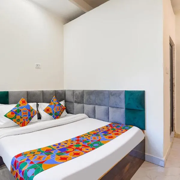 FabHotel Royal Vilas, hotel v destinaci Gválijar