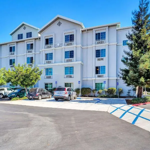 Motel 6-Belmont, CA - San Francisco - Redwood City、ベルモントのホテル