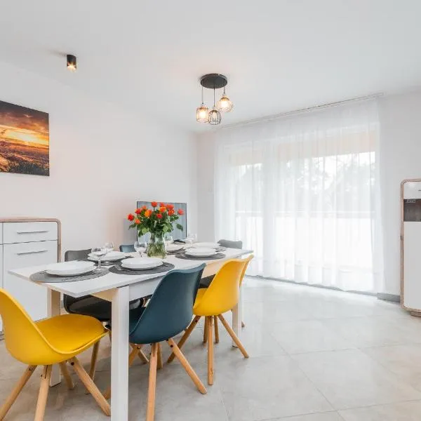 Flatbook Apartamenty - Jantar Park, khách sạn ở Jantar
