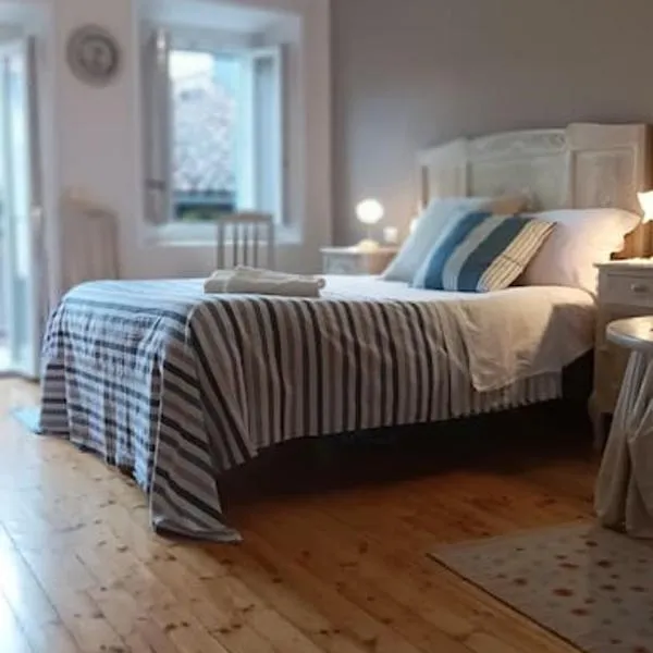 Quick Home - Casetta Blu, hotel in Gaglianico
