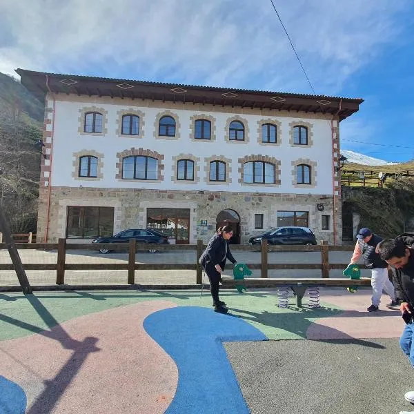 Alojamiento rural El Refugio, hotel v destinaci Tudanca