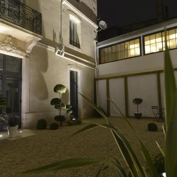 France Hôtel – hotel w mieście Niort