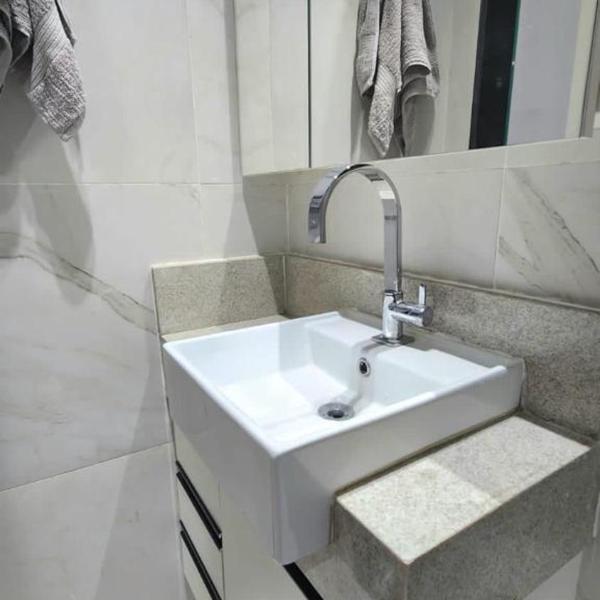 Luxo 2 quartos lado do arpoador - Foto 3