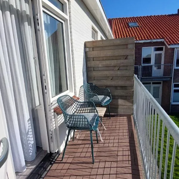 Appartement vlakbij strand en centrum – hotel w mieście Zoutelande
