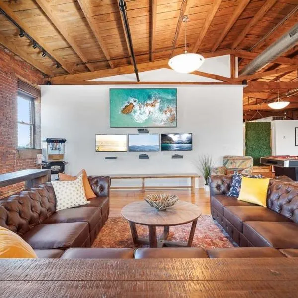 4K sqft LOFT Gym, TV Wall, Ping Pong and Pool Table, ξενοδοχείο στη Φιλαδέλφεια