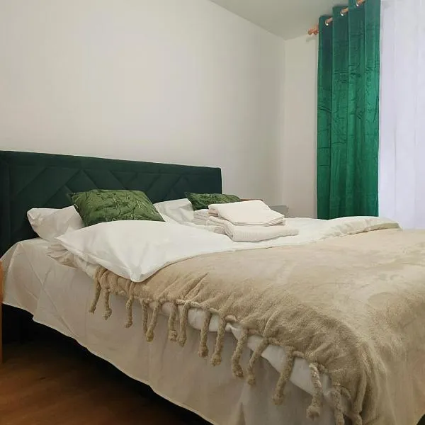 Hugo Eden Apartments, hotel v Krakově