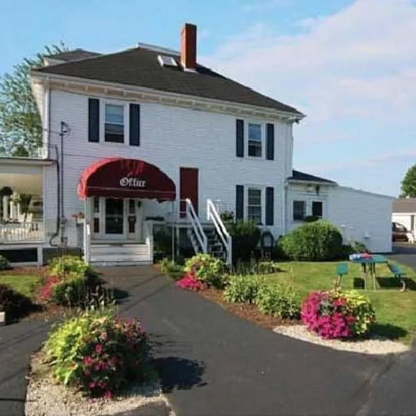 Carriage House Motel Cottages & Suites, hotel in Wells