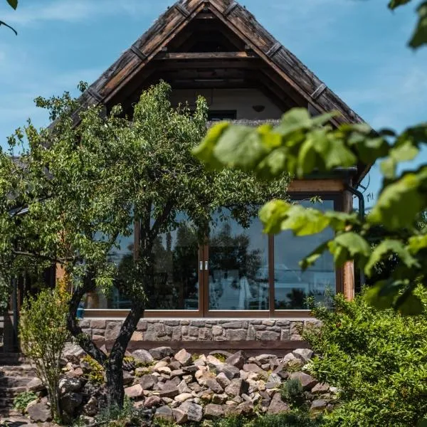 Cselling Udvarház, hotel v destinaci Révfülöp