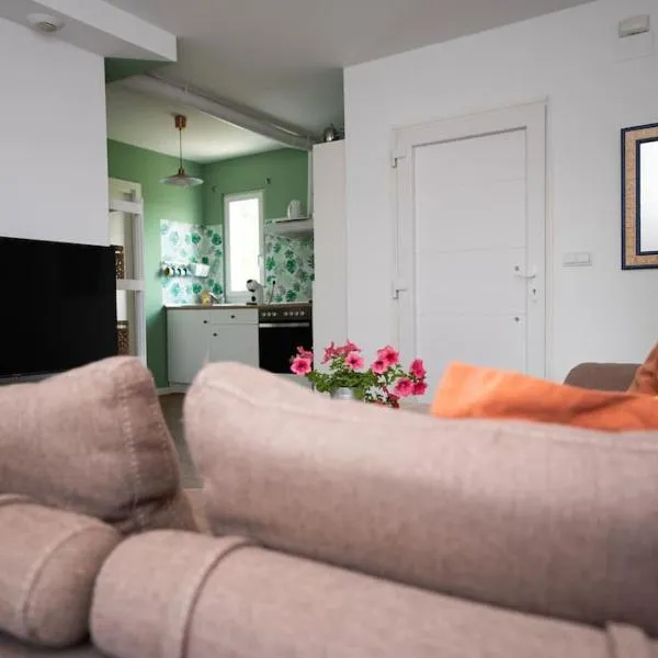 4 Mares Apartamentos A, hotel in Loredo