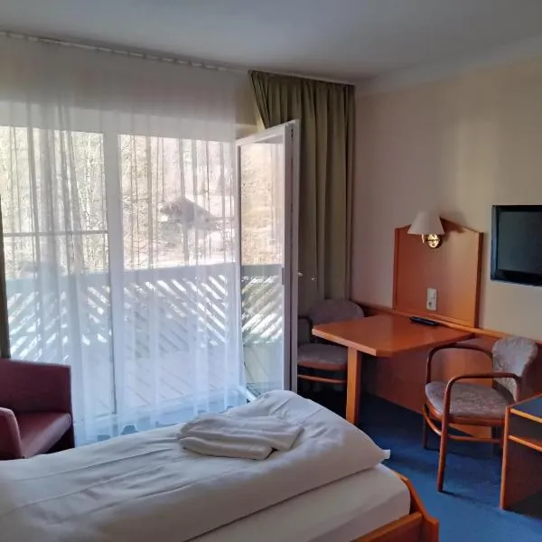ciao-aschau Haus zur Burg Apn220 Mina, hotel in Aschau