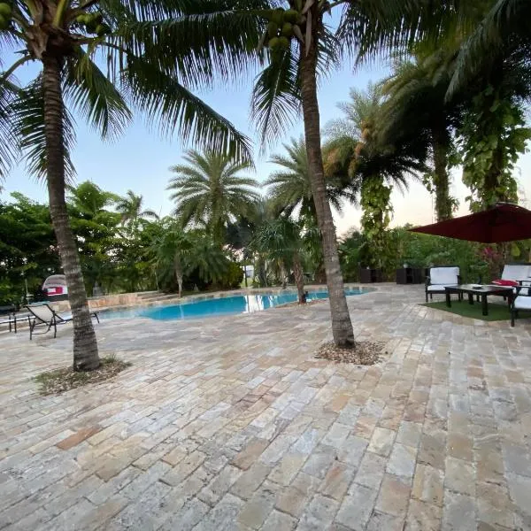 Arritola B and B Ranch, מלון בהומסטד