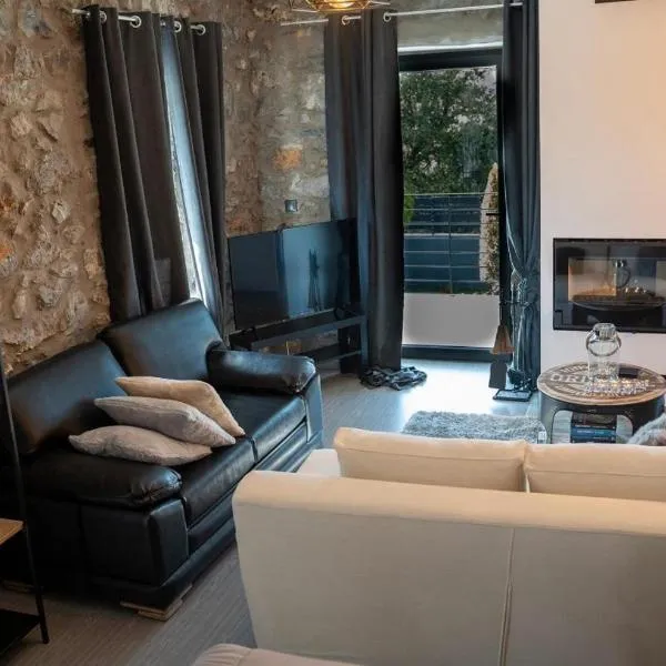 Triantos Guesthome Studio – hotel w mieście Tripolis