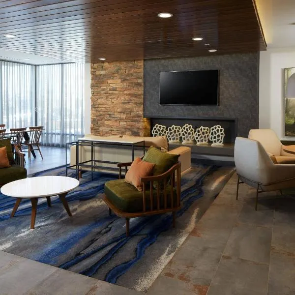 Fairfield Inn & Suites by Marriott Riverside Moreno Valley、モレノバレーのホテル
