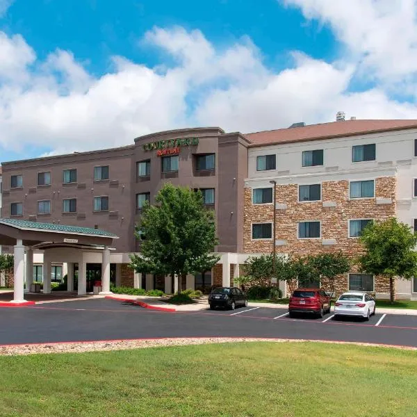 Courtyard by Marriott San Antonio North Stone Oak At Legacy, хотел в Bulverde