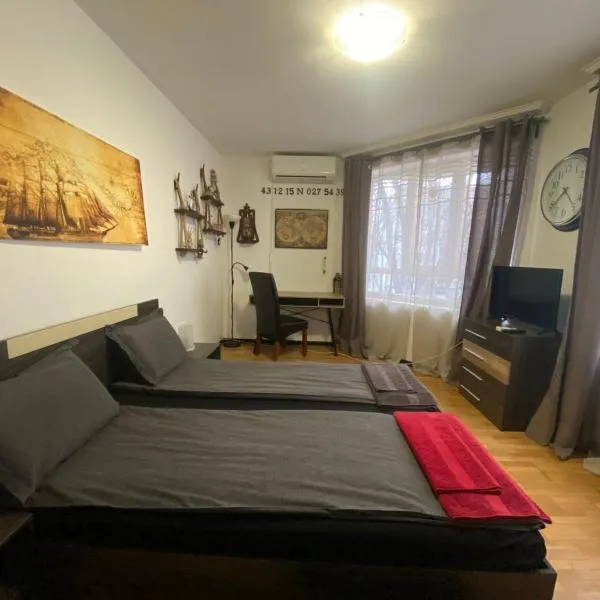 Apartament Bogoslovovi, hotel in Varna City