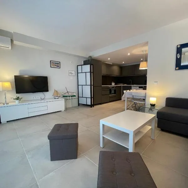 Apartament Antic Plankton - Sa Riera Begur - Free Parking, Beach, Wifi, Perfect holidays, hotel in Begur