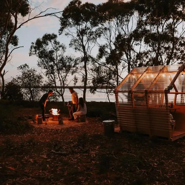 Numie - Freycinet Peninsula - Glamping, hotel in Dolphin Sands