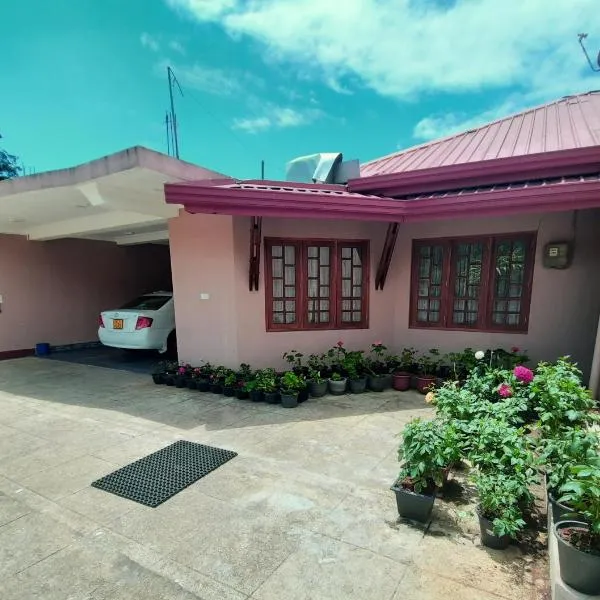 Thuvaraga Inn, hotell Nuwara Eliyas