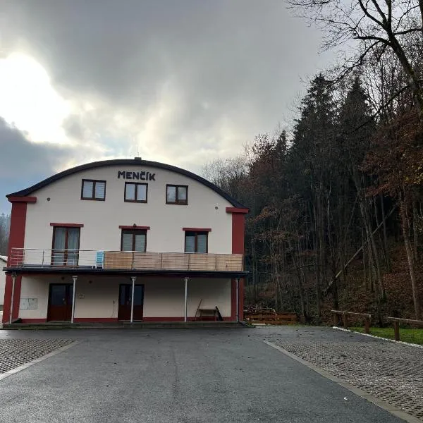 Aviatik apartmány-Černý Důl, hotel di Cerny Dul