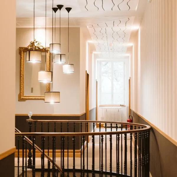 Domaine d'En Fargou, hotel v destinácii Saint-Sulpice