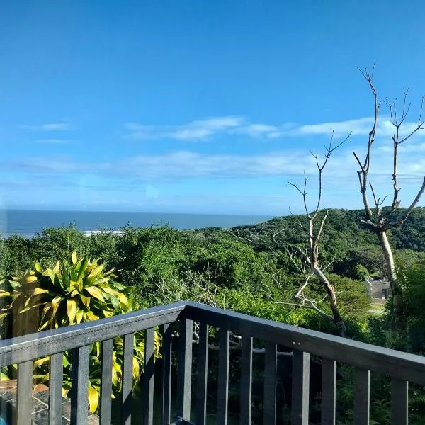 Cove Rock Stay, hotel v destinaci East London