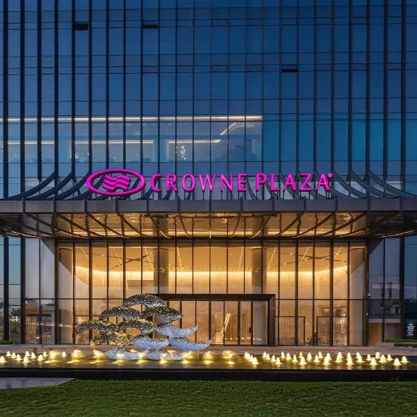Crowne Plaza Chaozhou Riverside by IHG, hotel v destinaci Čchao-čou