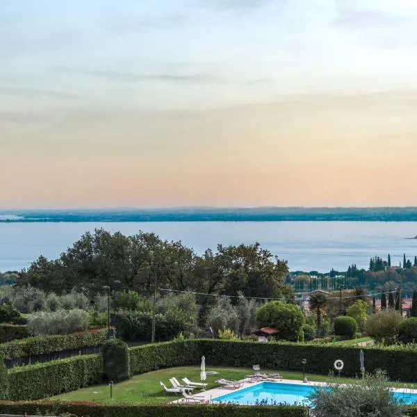 Villa Tullia, hotel in Padenghe sul Garda