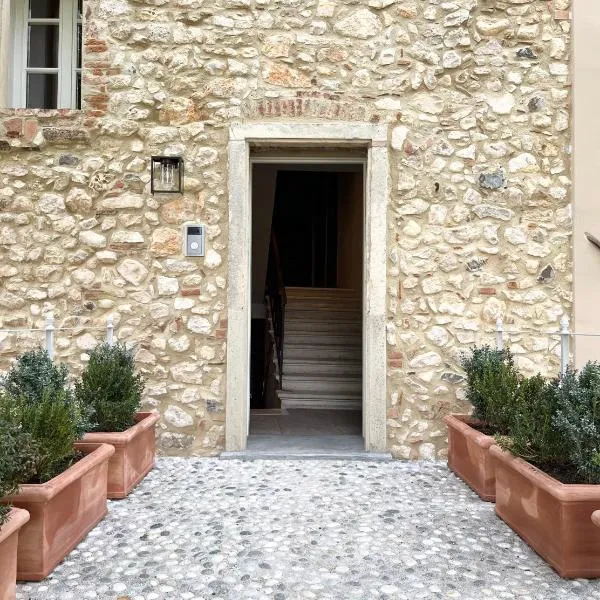 Casa Perazzolo, hotel en Montecchia di Crosara