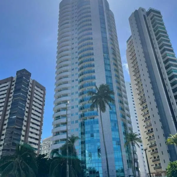 2906 Cobertura Beira Mar Av Boa Viagem, hotel em Recife