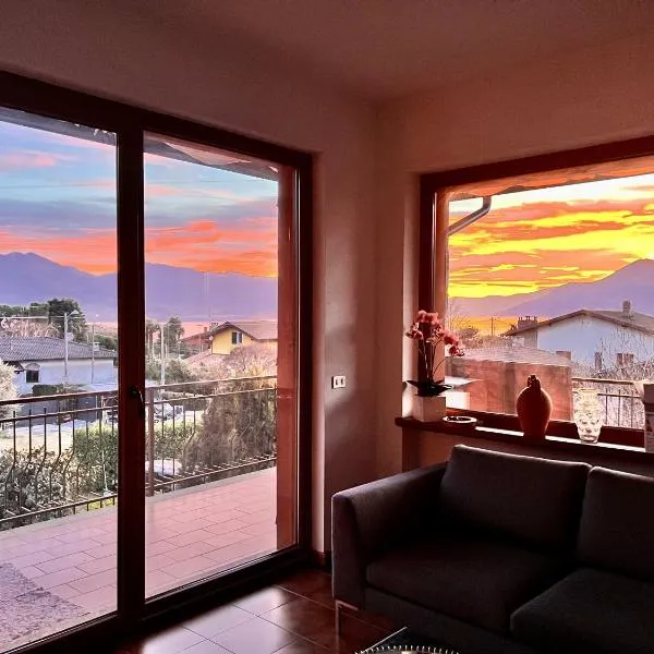 Il Bacio del sole, hotel v destinácii Maccagno Inferiore
