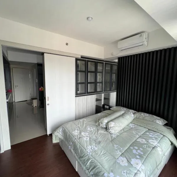 Apartment Breeze Bintaro, Tangerang Selatan, hotel v destinaci Pondoklang