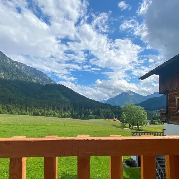 Chalet Tuxer, hotel v mestu Achenkirch