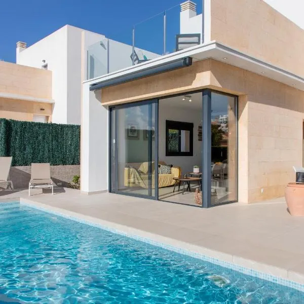 Villa Birdie Finestrat, hotel v destinaci Finestrat