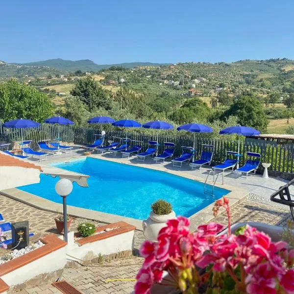 Serra Marina Rooms and Apartments, hotel a Santa Maria di Castellabate