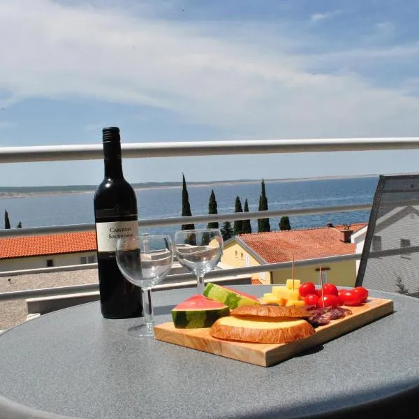 Apartments Smokvica, hotel in Starigrad-Paklenica